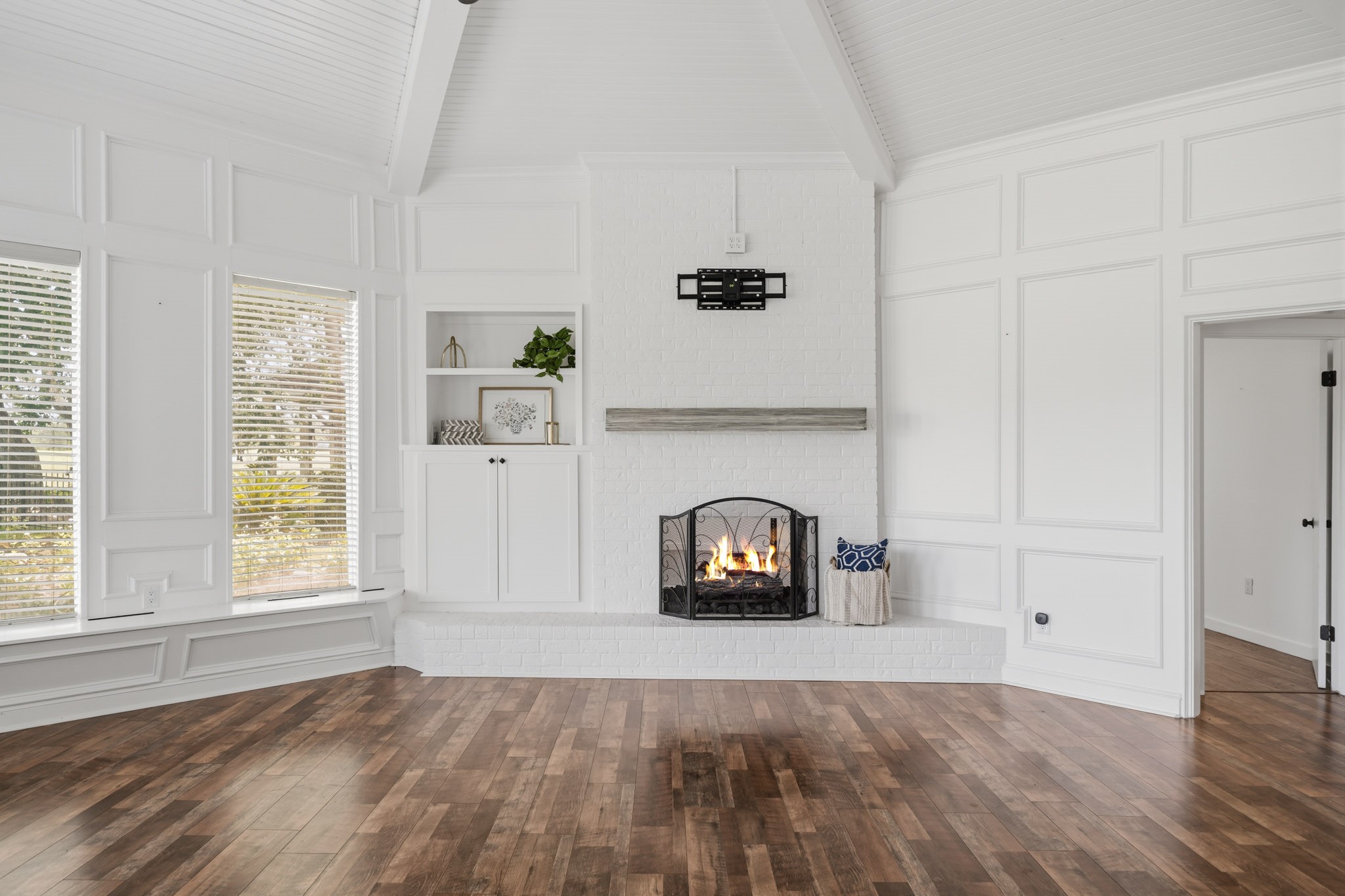 79 Summers Wind Street Conroe, TX 77356 - Photo 7 of 45 an empty room with windows and fireplace