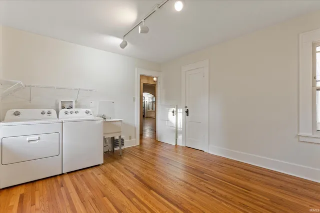 $460,000 | 212 Marquette Avenue, South Bend, IN 46617