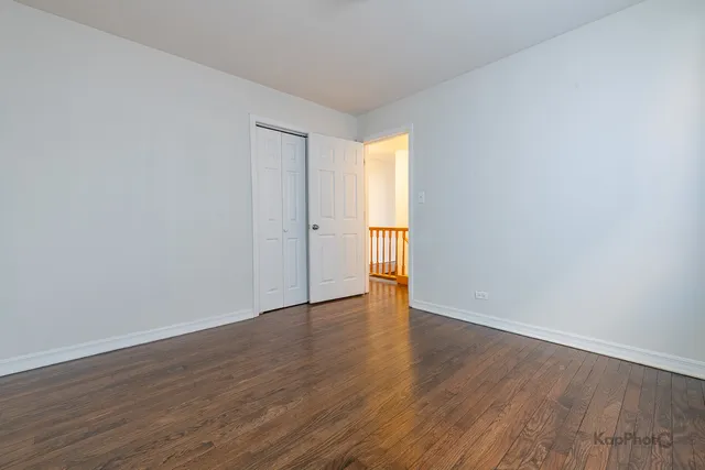 $370,000 | 2041 West Jarvis Avenue, Unit 1W, Chicago, IL 60645