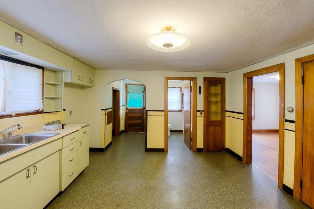 109 2nd Street Springfield, MA 01104 - Photo 11 of 37 Gallery Image 11
