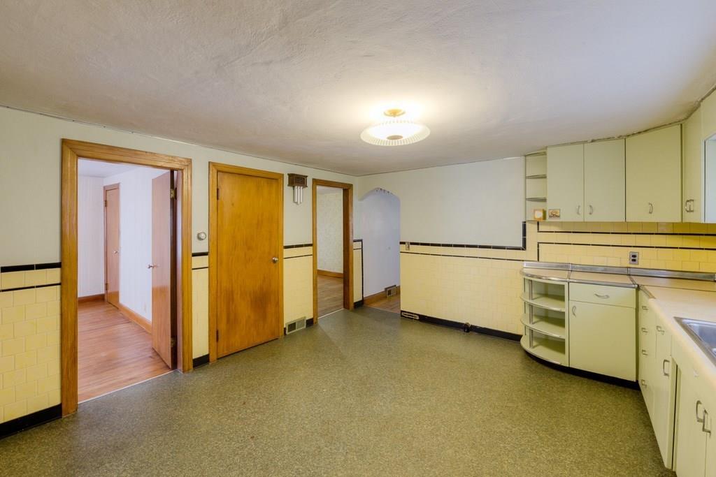 109 2nd Street Springfield, MA 01104 - Photo 13 of 37 Gallery Image 13