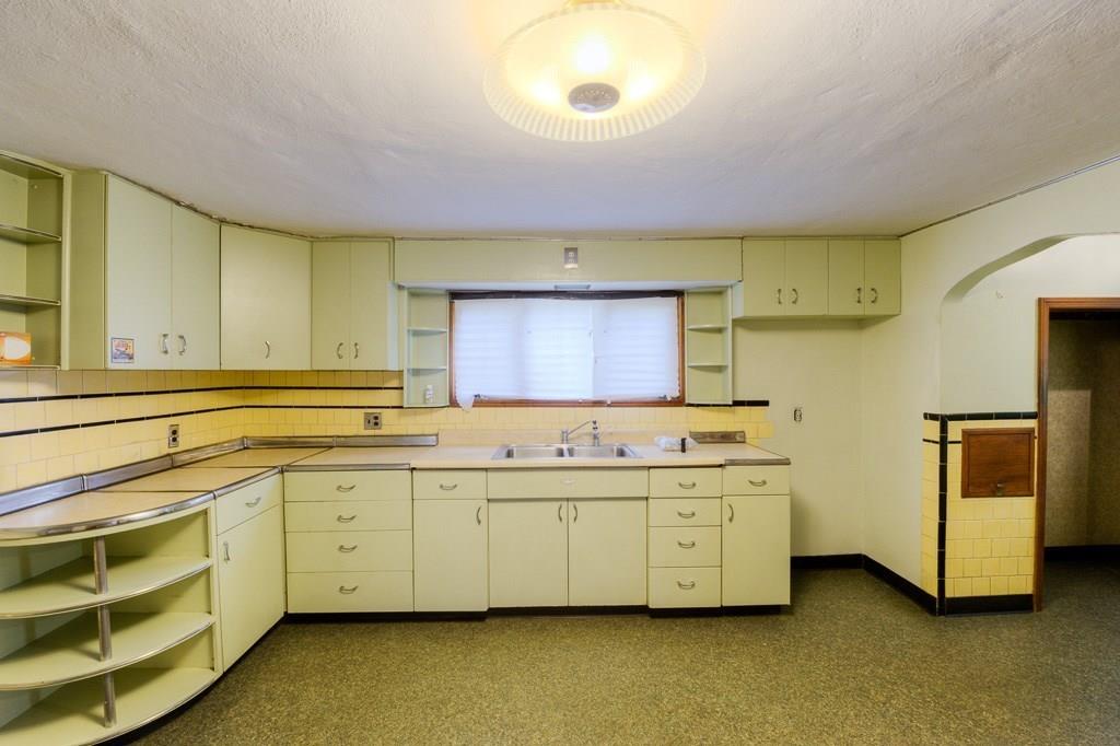 109 2nd Street Springfield, MA 01104 - Photo 9 of 37 Gallery Image 9