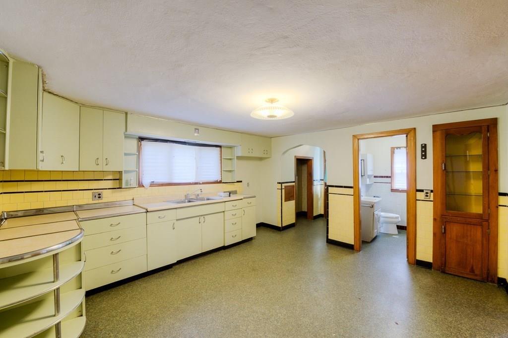 109 2nd Street Springfield, MA 01104 - Photo 10 of 37 Gallery Image 10