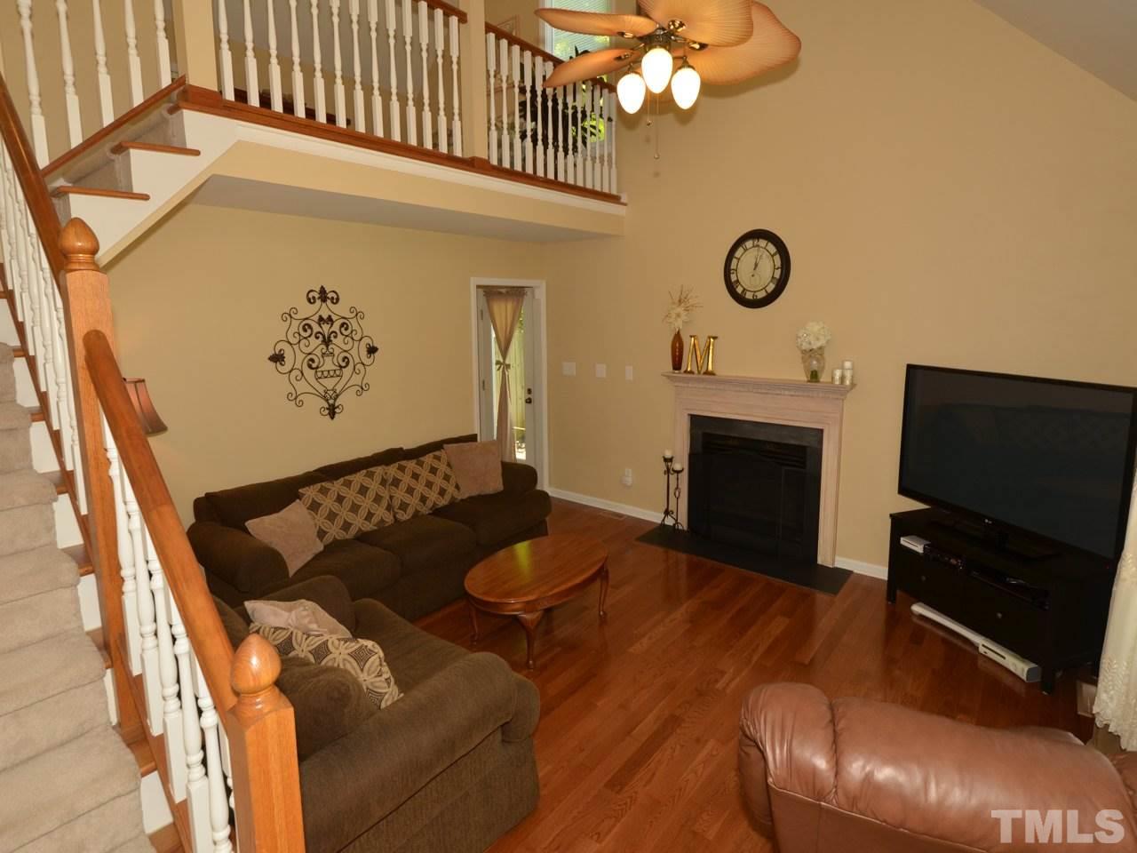 103 Kingsmill Road Cary, NC 27511 - Photo 3 of 16