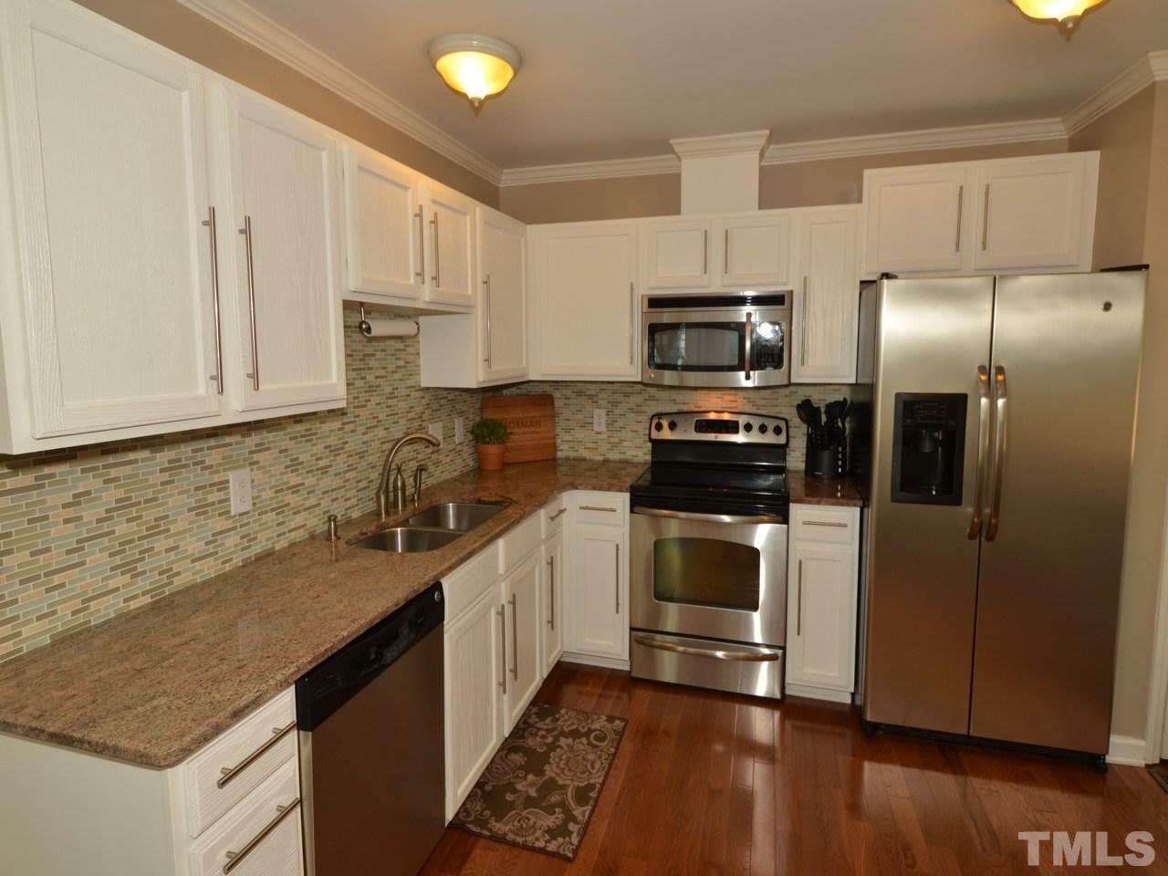 103 Kingsmill Road Cary, NC 27511 - Photo 5 of 16