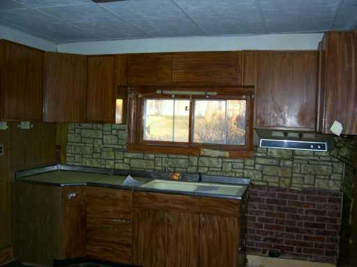 1224 Mound Street Springfield, OH 45505 - Photo 2 of 3
