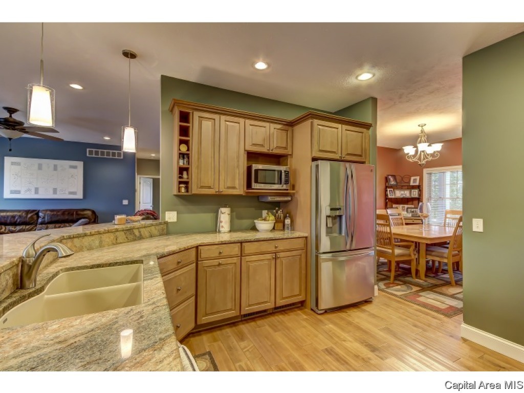 291 Bourbon Street Springfield, IL 62707 - Photo 14 of 36 Gallery Image 14