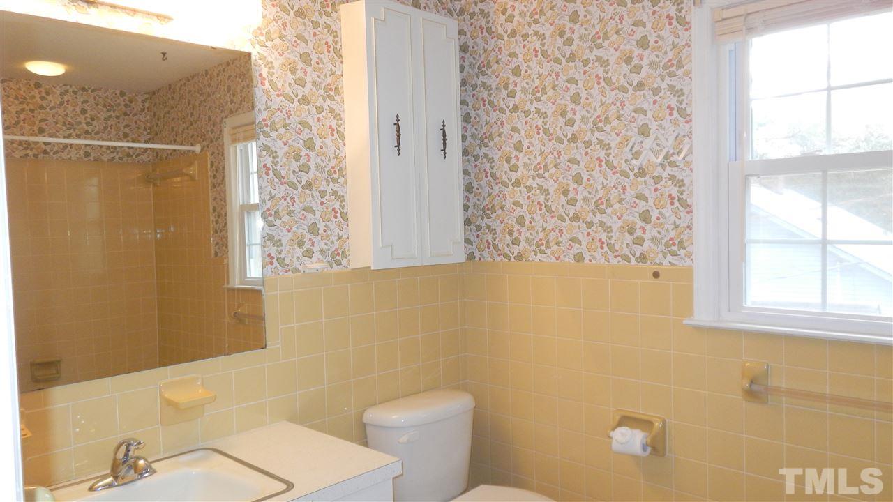 322 East Millbrook Road Raleigh, NC 27609 - Photo 22 of 25