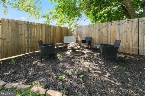 $330,000 | 29 West Lake Street, Middletown, DE 19709