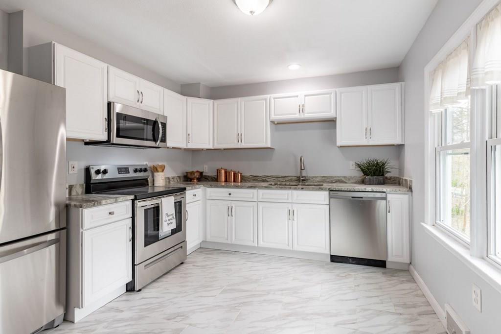 181 Parker Road Lancaster, MA 01523 - Photo 11 of 26
