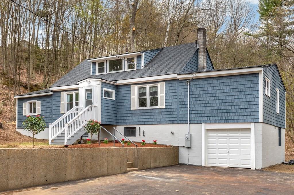 181 Parker Road Lancaster, MA 01523 - Photo 2 of 26