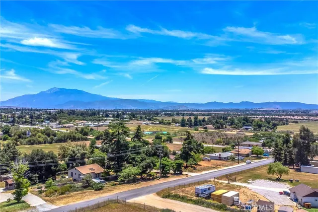 $1,850,000 | 10132 Taylor Drive, Cherry Valley, CA 92223