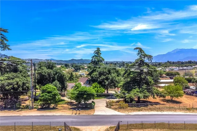 $1,850,000 | 10132 Taylor Drive, Cherry Valley, CA 92223