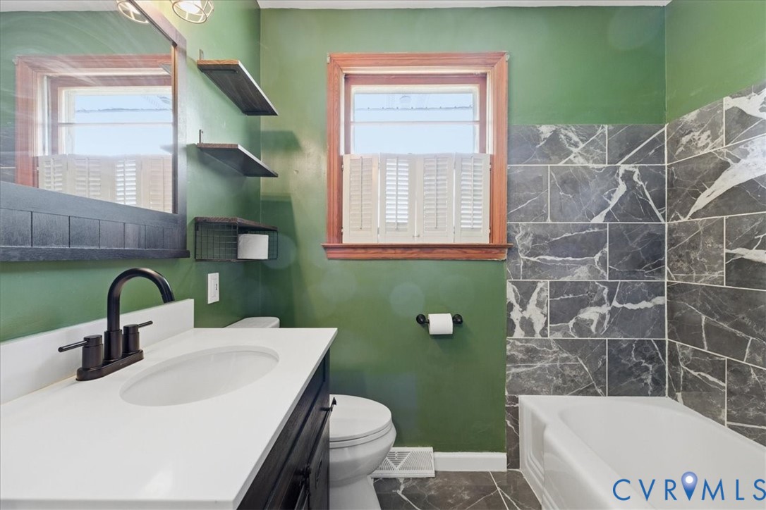 702 Keswick Road Colonial Heights, VA 23834 - Photo 14 of 24