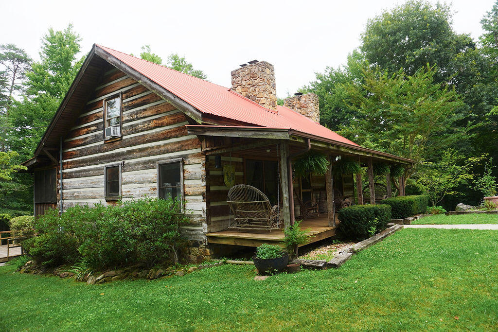 300 East City Dam Road Corbin, KY 40701 - Photo 5 of 95 CabinOutside13