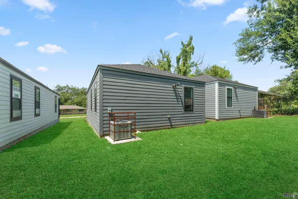 $1,350 | 1917 Minnesota Street, Unit A, Baton Rouge, LA 70802