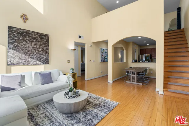 $759,000 | 625 South Berendo Street, Unit 609, Los Angeles, CA 90005