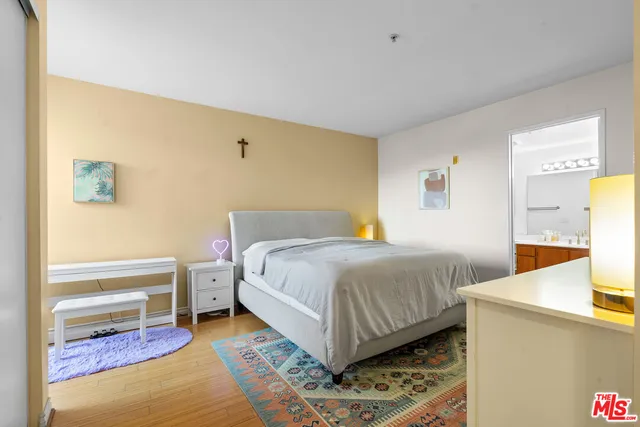 $759,000 | 625 South Berendo Street, Unit 609, Los Angeles, CA 90005