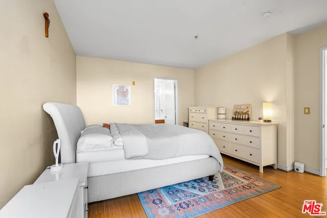 $759,000 | 625 South Berendo Street, Unit 609, Los Angeles, CA 90005