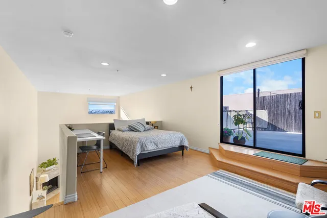 $759,000 | 625 South Berendo Street, Unit 609, Los Angeles, CA 90005