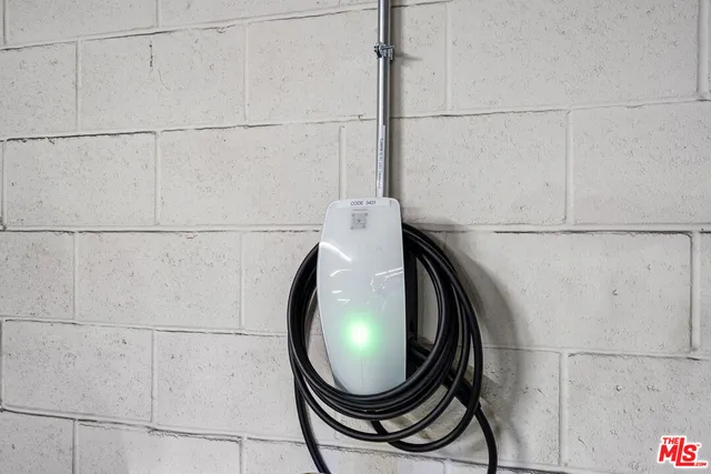 $759,000 | 625 South Berendo Street, Unit 609, Los Angeles, CA 90005