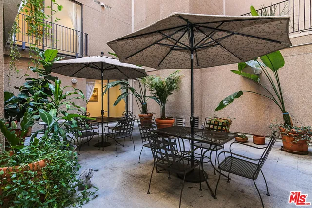 $759,000 | 625 South Berendo Street, Unit 609, Los Angeles, CA 90005