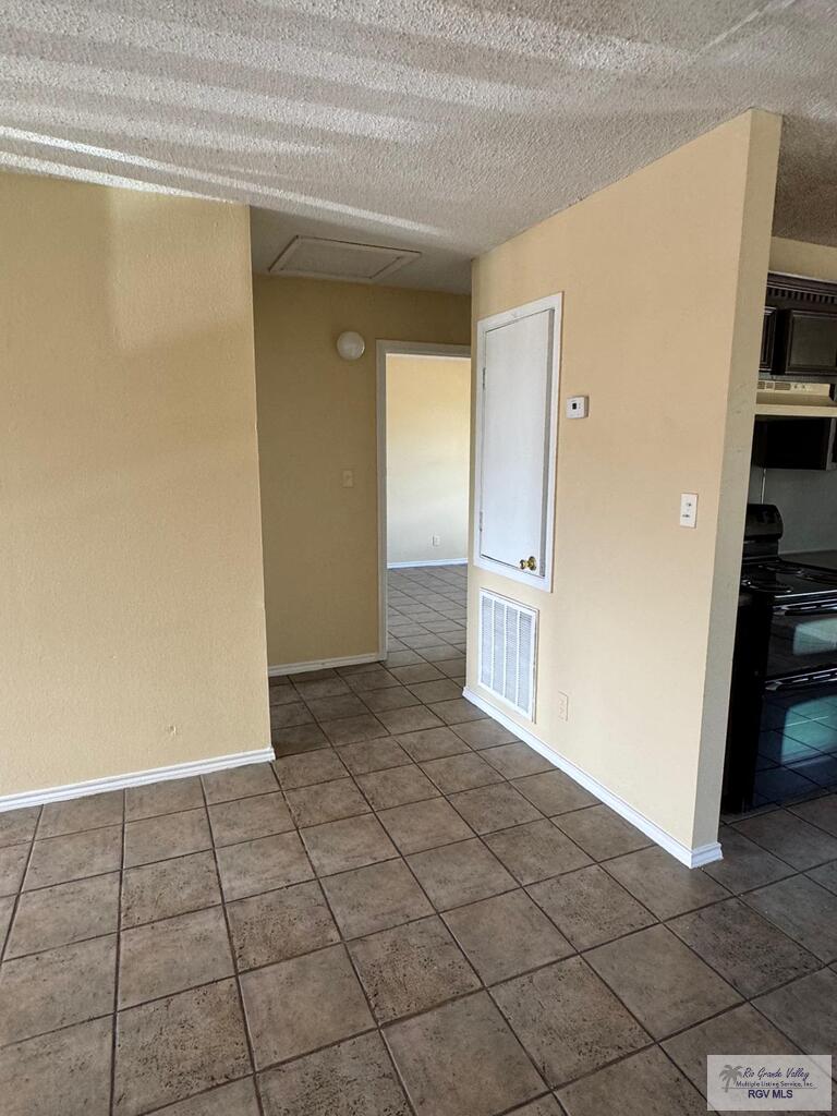 3236 Coffee Road, Unit F Brownsville, TX 78521 - Photo 5 of 10 Gallery Image 5