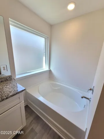 $2,200 | 4745 Firefly Lane, Panama City, FL 32404