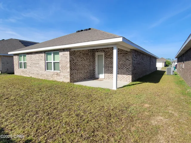 $2,200 | 4745 Firefly Lane, Panama City, FL 32404