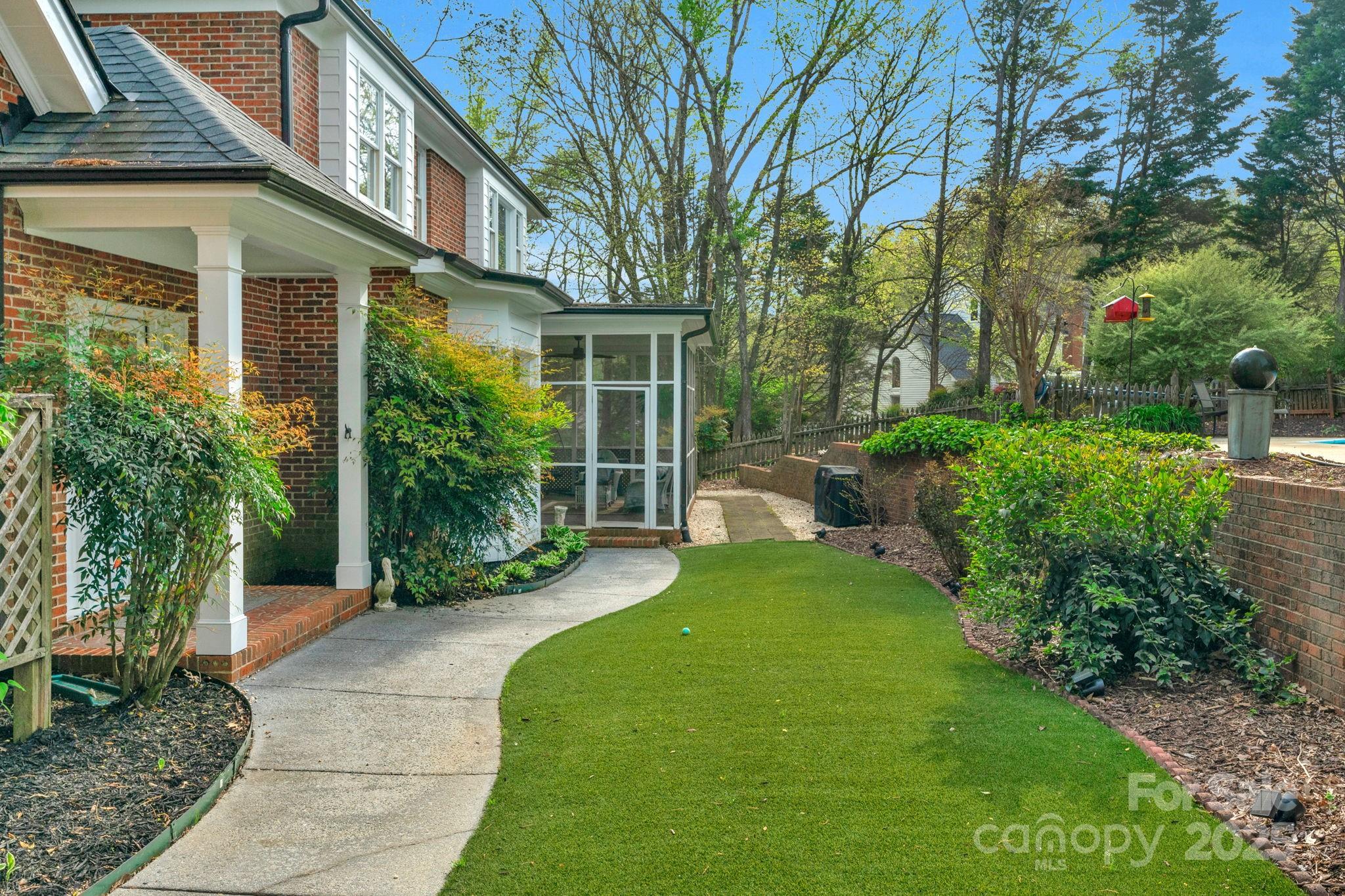 5750 Hemby Road Matthews, NC 28104 - Photo 40 of 48