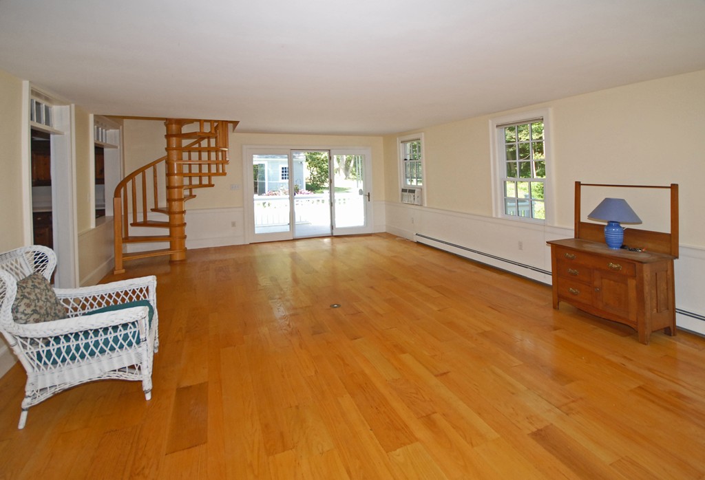 42 River Road Merrimac, MA 01860 - Photo 11 of 29