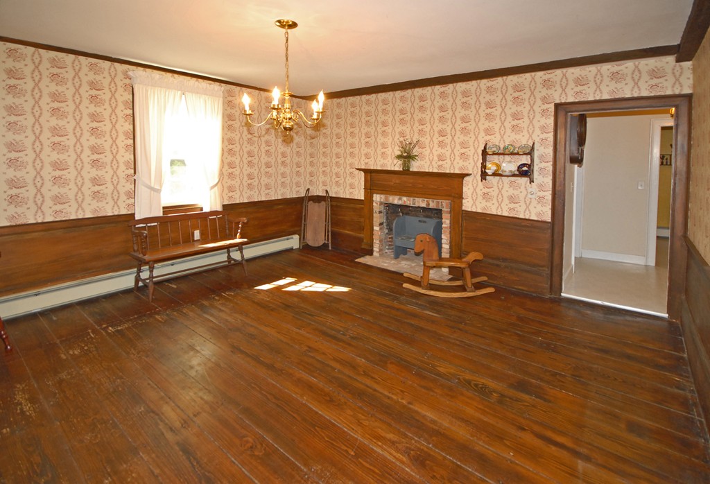 42 River Road Merrimac, MA 01860 - Photo 8 of 29