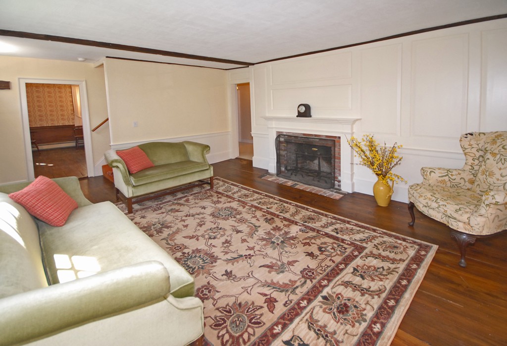 42 River Road Merrimac, MA 01860 - Photo 9 of 29