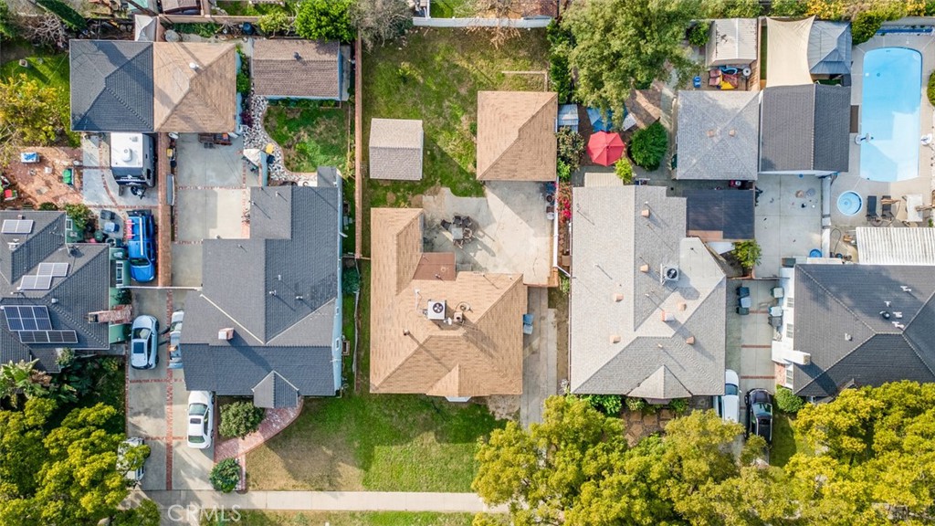 1625 North Maple Street Burbank, CA 91505 - Photo 29 of 30 an aerial view of residential houses with outdoor space