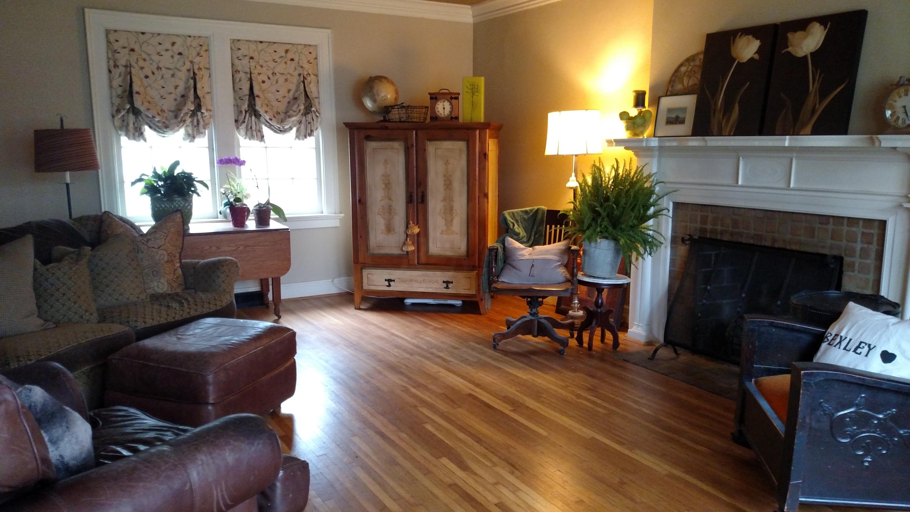 2471 Bryden Road Bexley, OH 43209 - Photo 4 of 11 Gallery Image 4