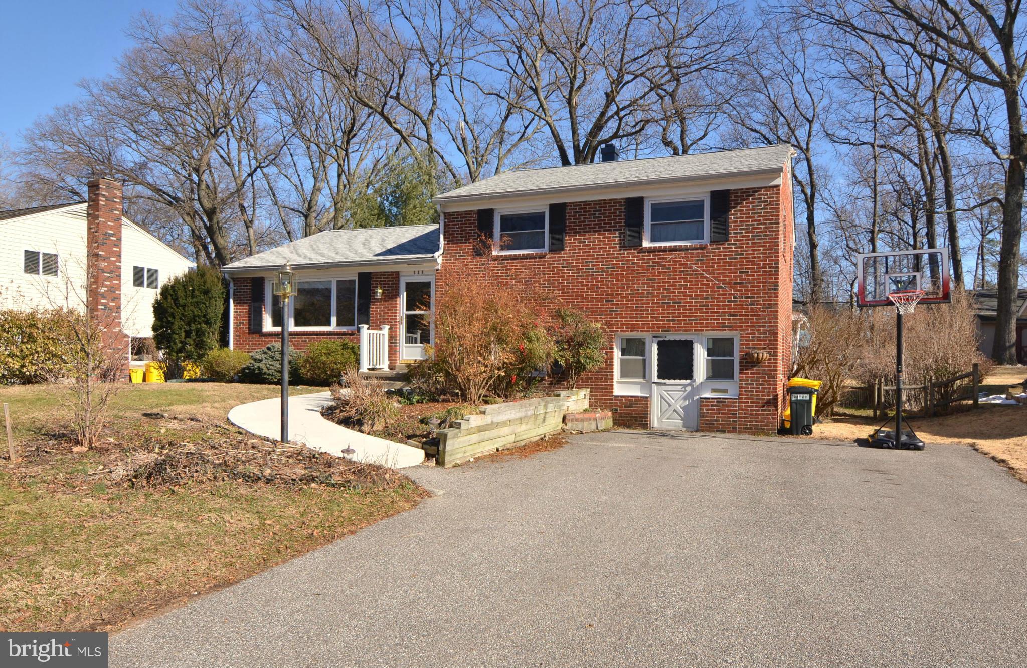 Exterior (Front)