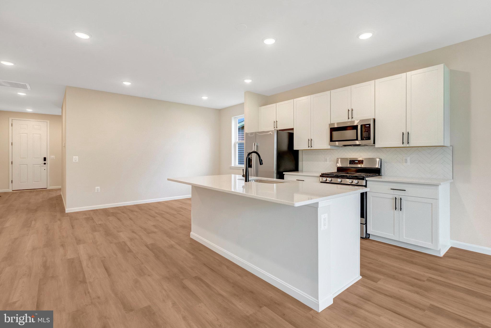 104 Midsummer Lane Middletown, VA 22645 - Photo 11 of 48