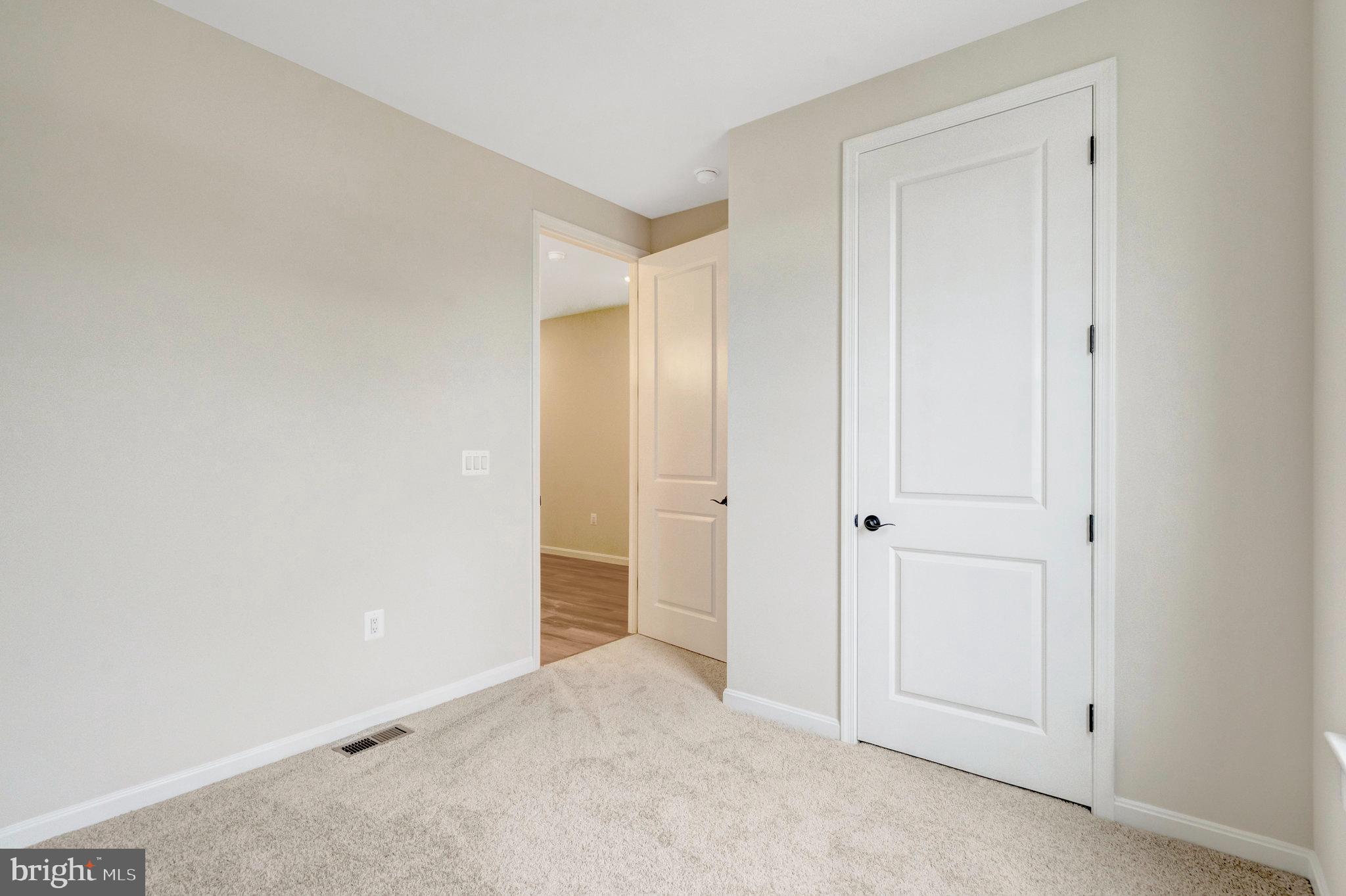 104 Midsummer Lane Middletown, VA 22645 - Photo 21 of 48