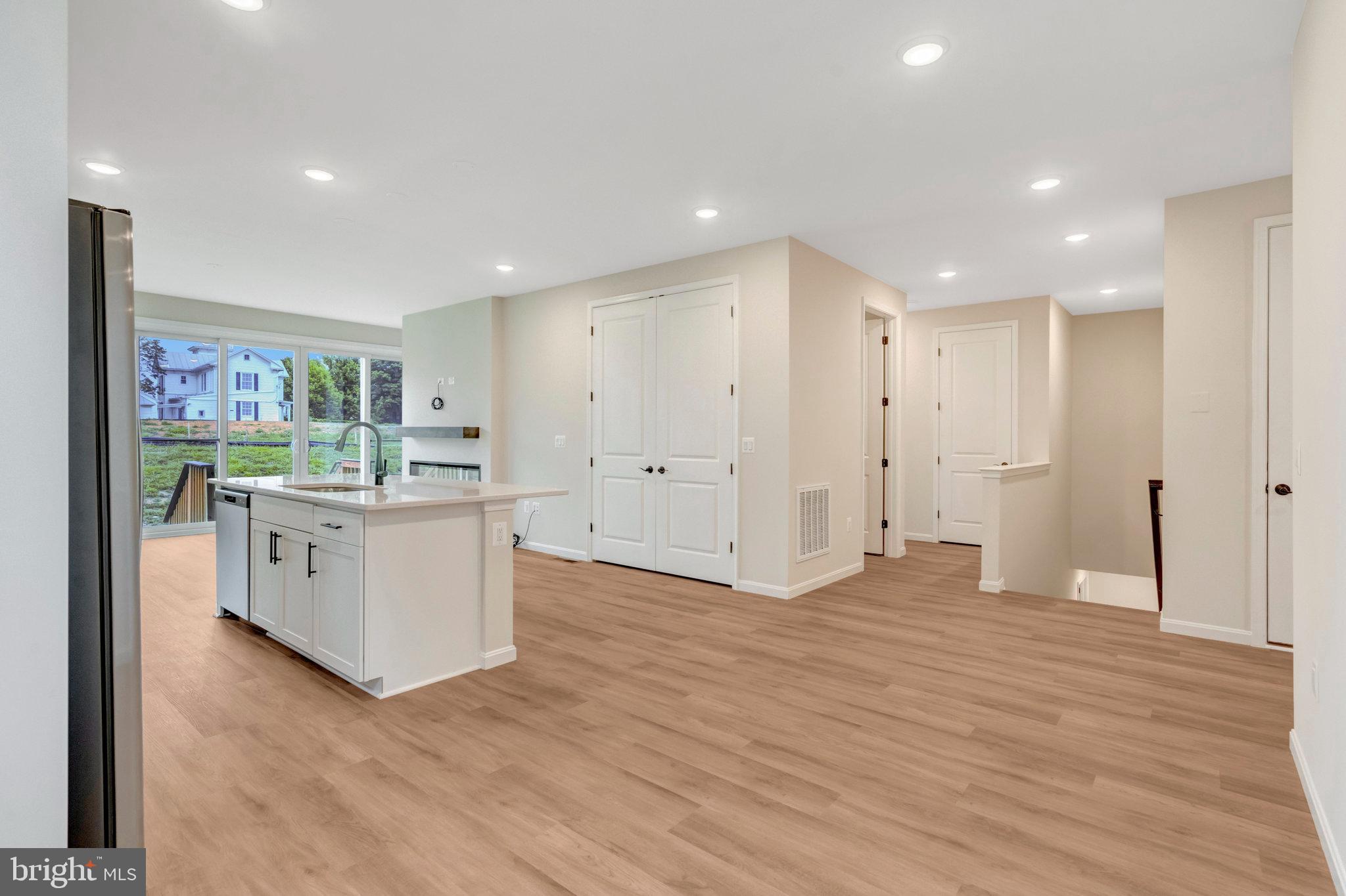 104 Midsummer Lane Middletown, VA 22645 - Photo 6 of 48