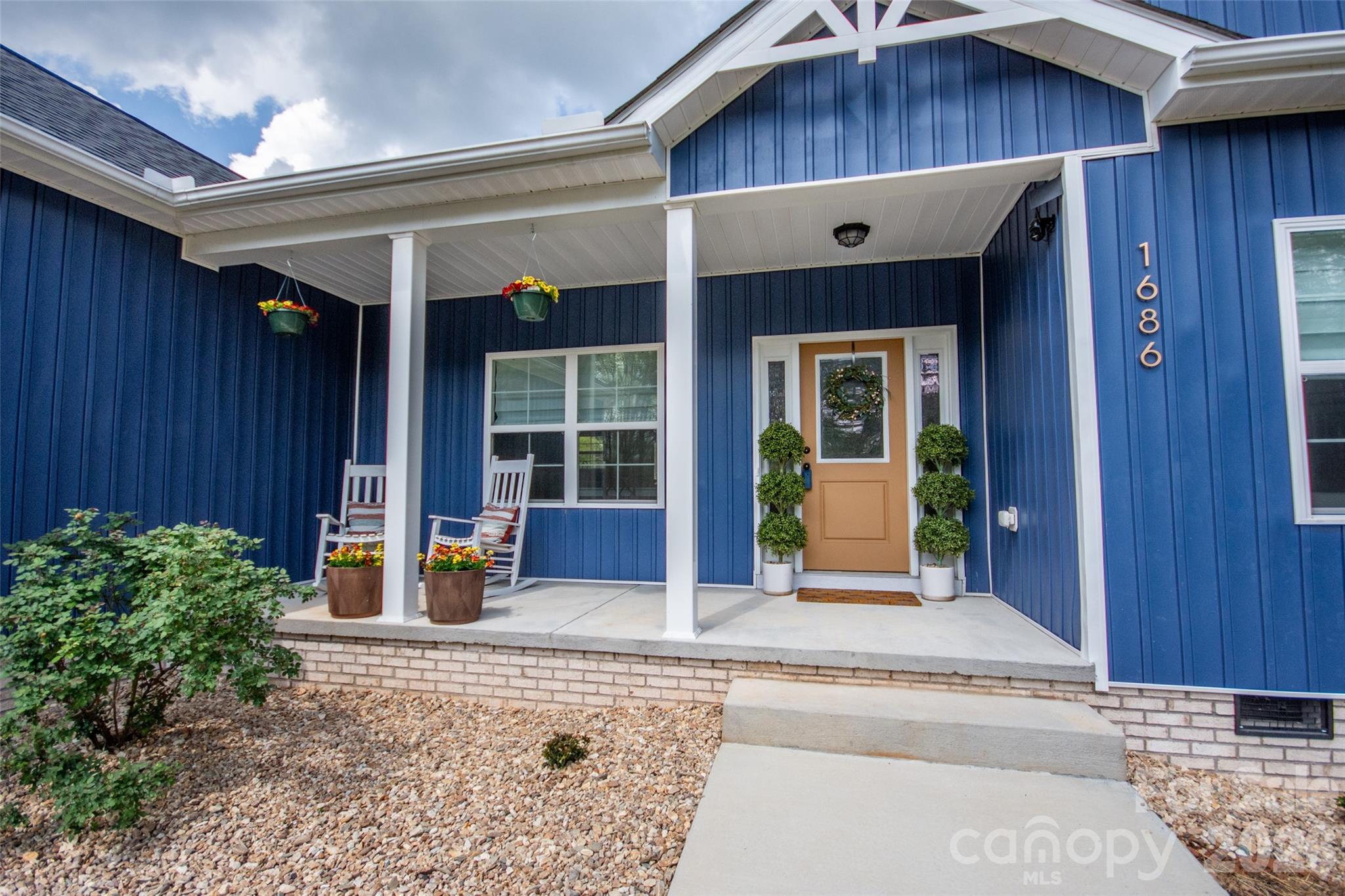 1686 Friendship Road Statesville, NC 28625 - Photo 4 of 41