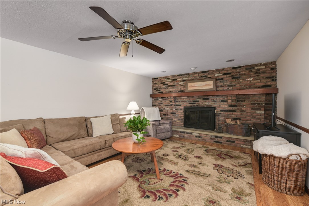 25035 Lake Road Bay Village, OH 44140 - Photo 10 of 35 Gallery Image 10