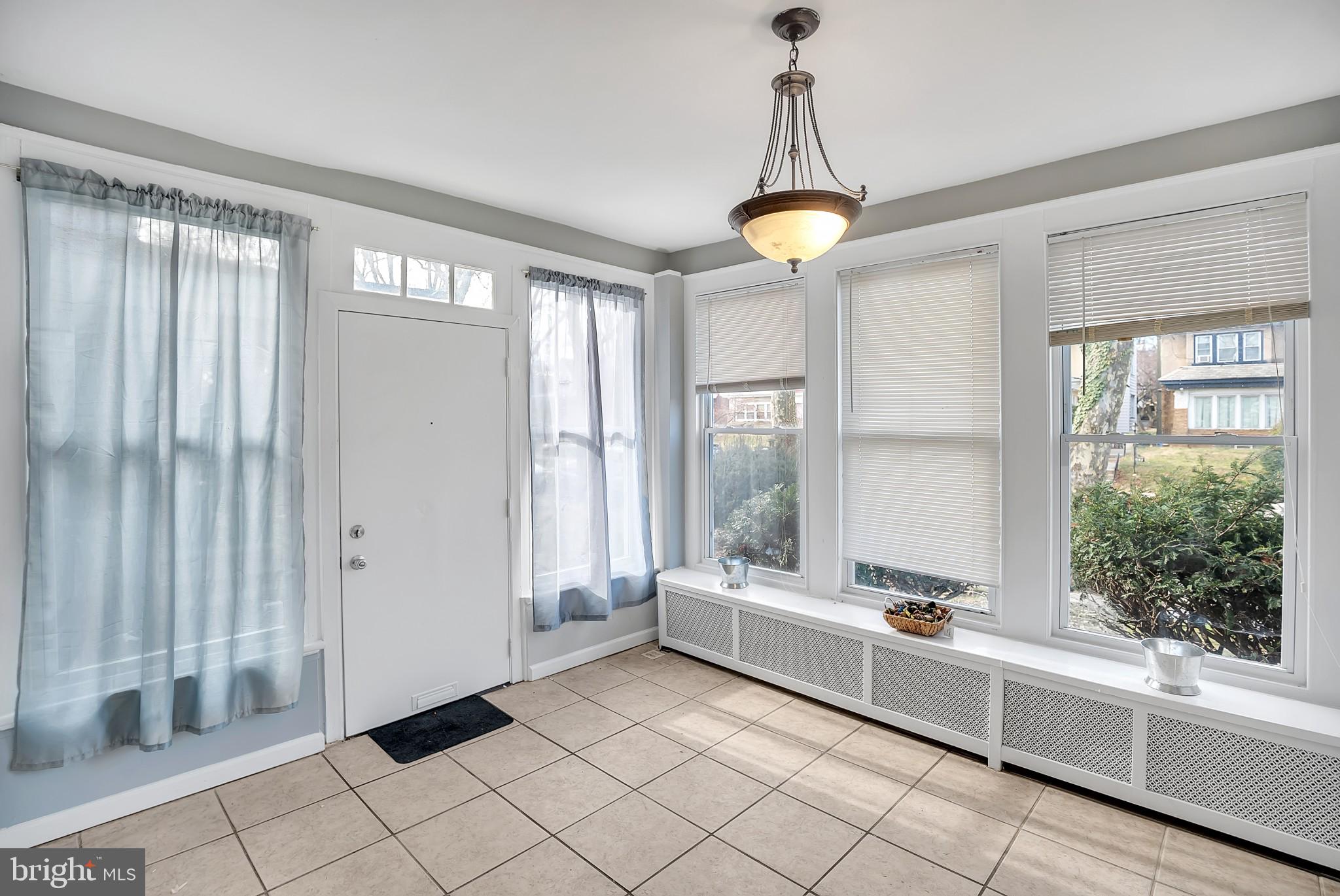 1148 East Rittenhouse Street Philadelphia, PA 19138 - Photo 4 of 29 Gallery Image 4