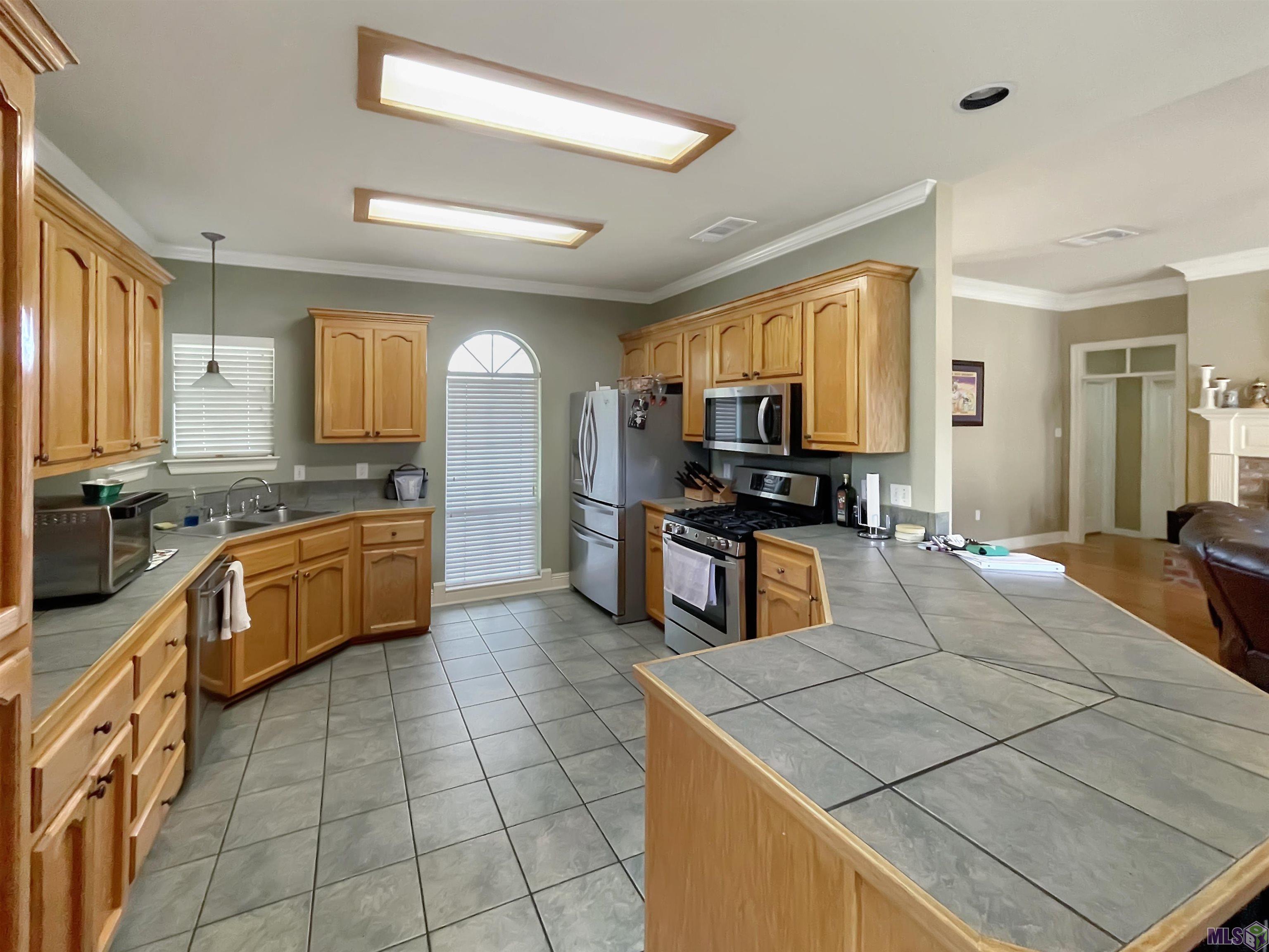 17755 Ridge Park Avenue Baton Rouge, LA 70817 - Photo 3 of 12