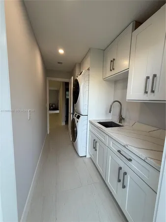 $4,275 | 8772 Southwest 143rd Street, Unit 8772, Palmetto Bay, FL 33176