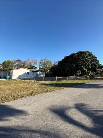 $4,275 | 8772 Southwest 143rd Street, Unit 8772, Palmetto Bay, FL 33176