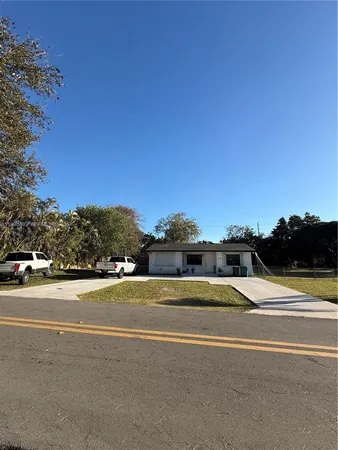 $4,275 | 8772 Southwest 143rd Street, Unit 8772, Palmetto Bay, FL 33176