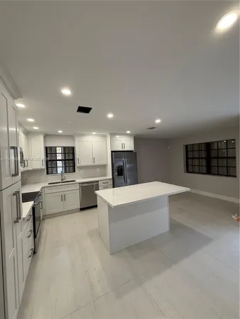 $4,275 | 8772 Southwest 143rd Street, Unit 8772, Palmetto Bay, FL 33176