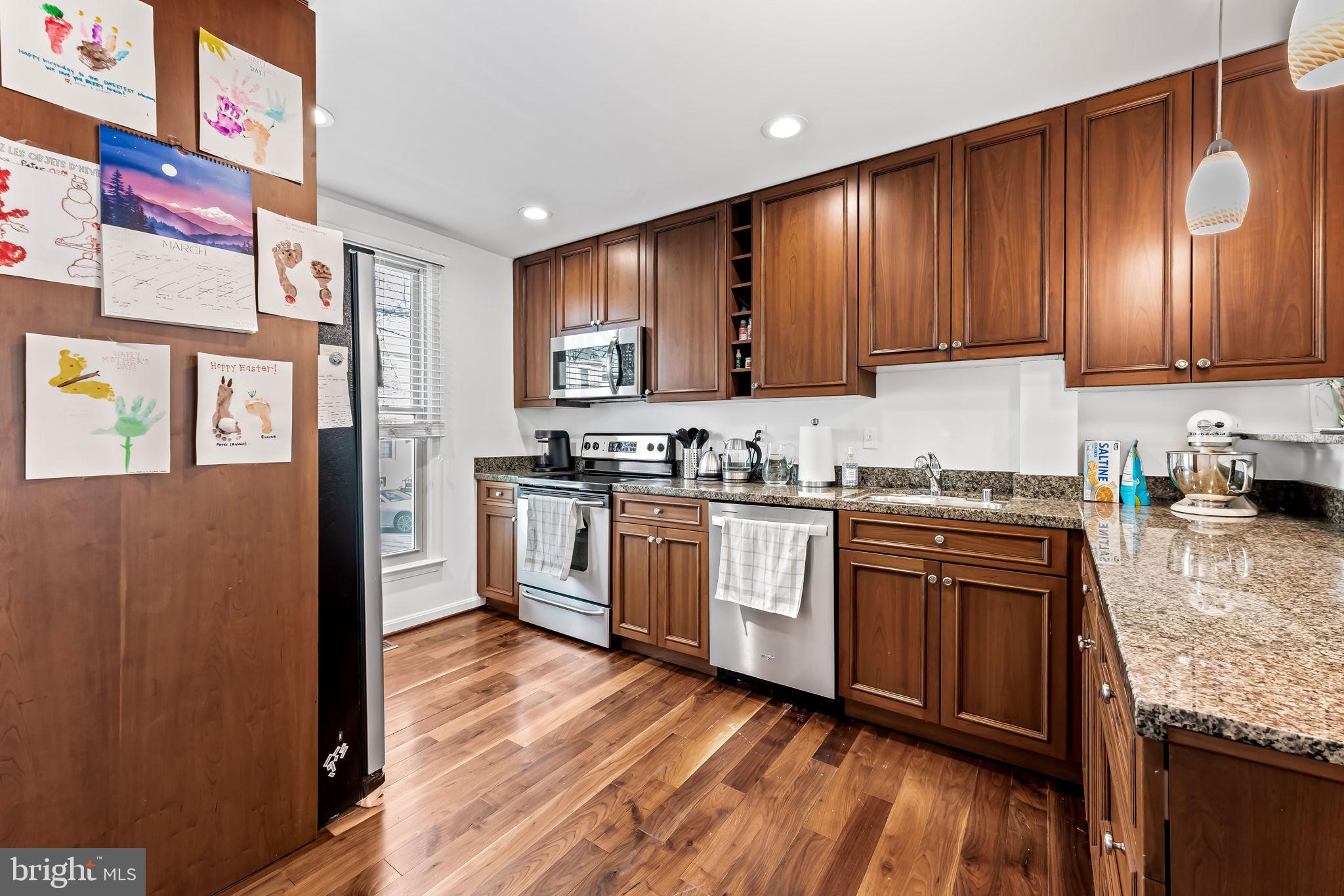 1212 South Potomac Street Baltimore, MD 21224 - Photo 13 of 38