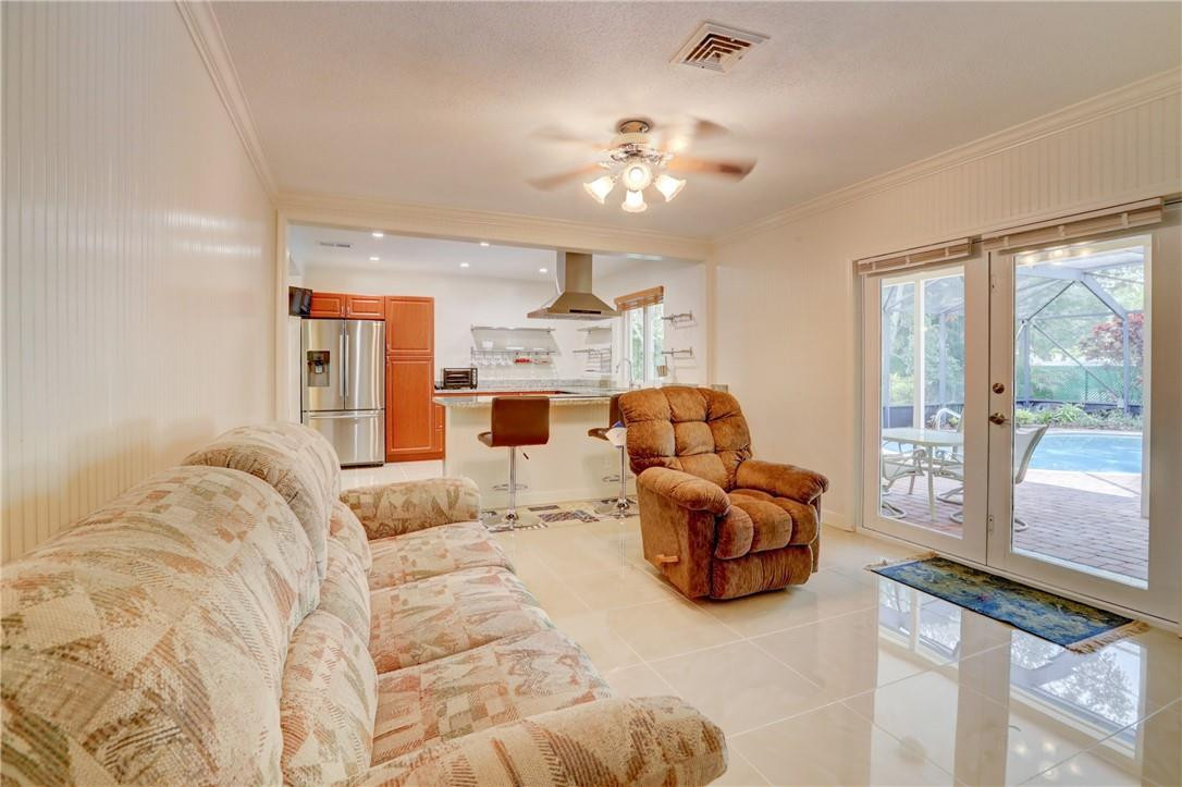 3341 Liberty Street Hollywood, FL 33021 - Photo 13 of 36 Photo 13