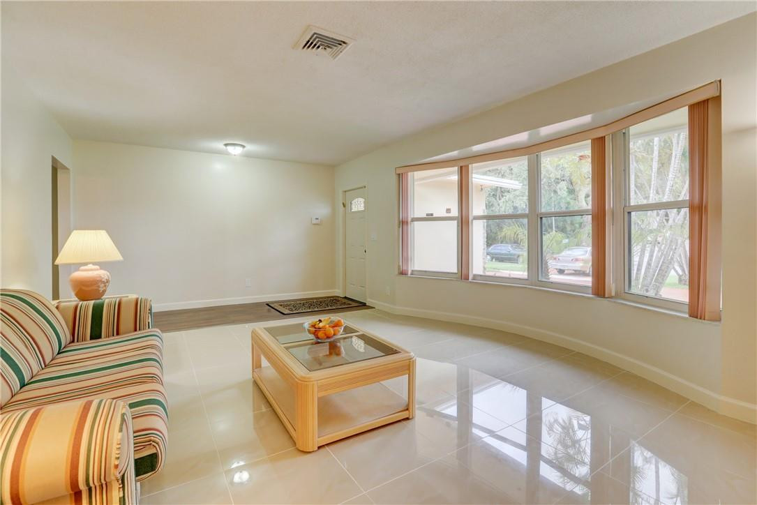 3341 Liberty Street Hollywood, FL 33021 - Photo 6 of 36 Photo 6